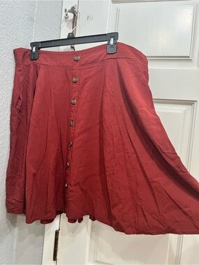 Torrid flowy skirt
